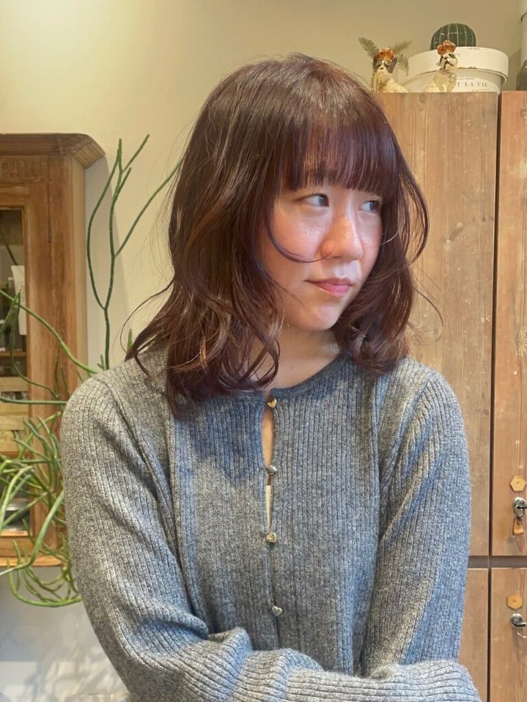 韓国風顔まわり似合わせカット